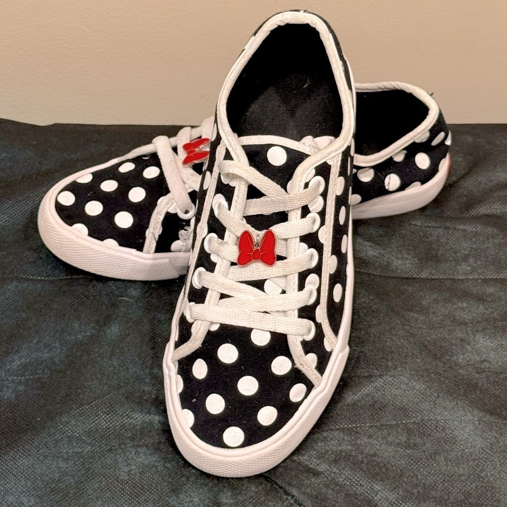 🔥Mini Mouse Polka Dot Kids Shoes with Red Bow Accent🔥
